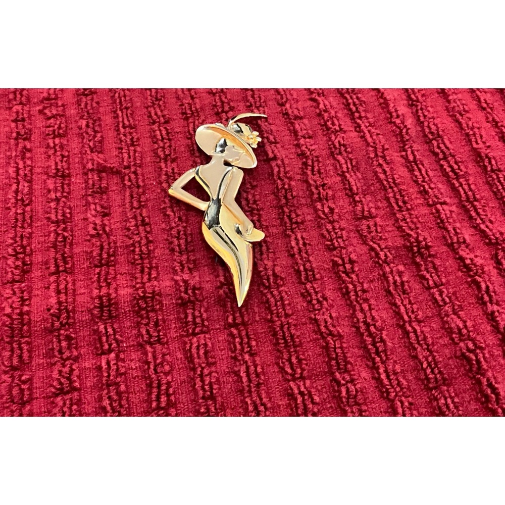 Brooch